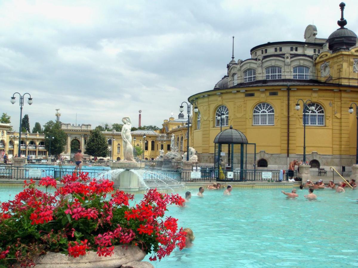 Apartman Gabi's Broadway Nest @ Nagymező Str
